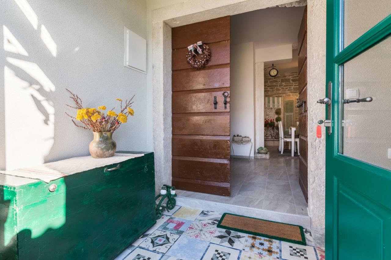 Apartment Nostalgija, Benkovac Kültér fotó