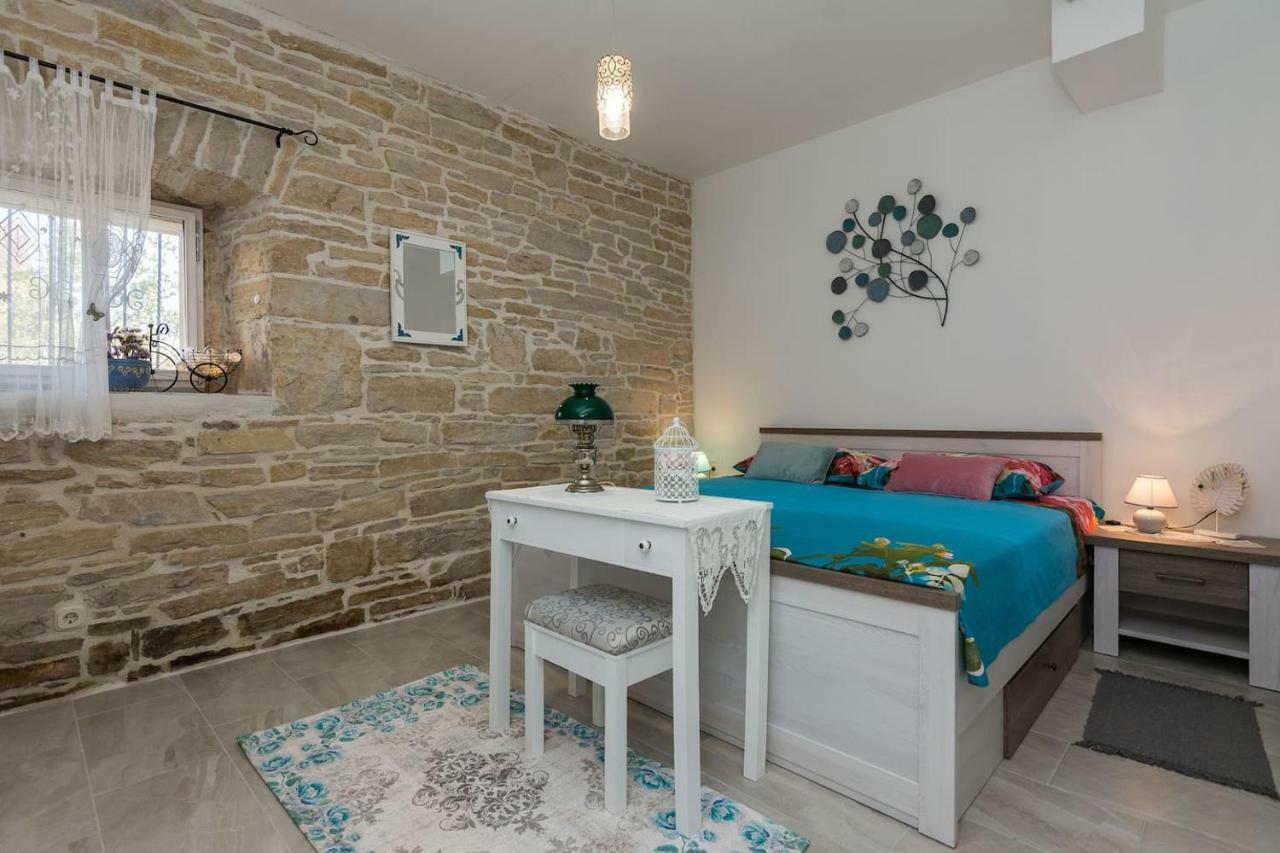 Apartment Nostalgija, Benkovac Kültér fotó