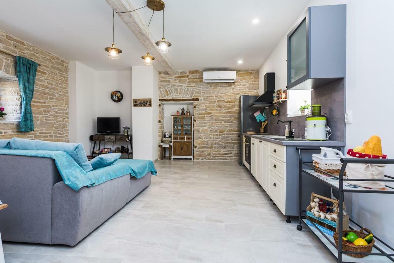 Apartment Nostalgija, Benkovac Kültér fotó